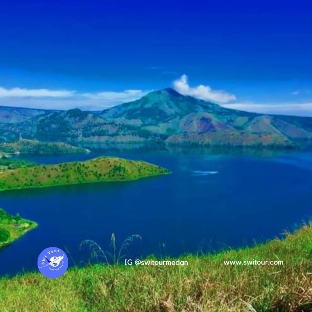 Lake Toba Tour