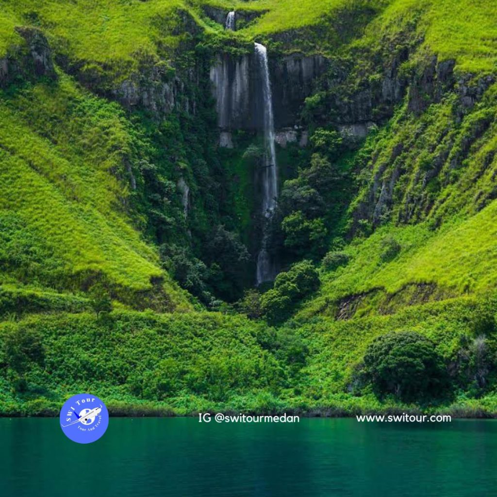 Lake Toba Tour Package