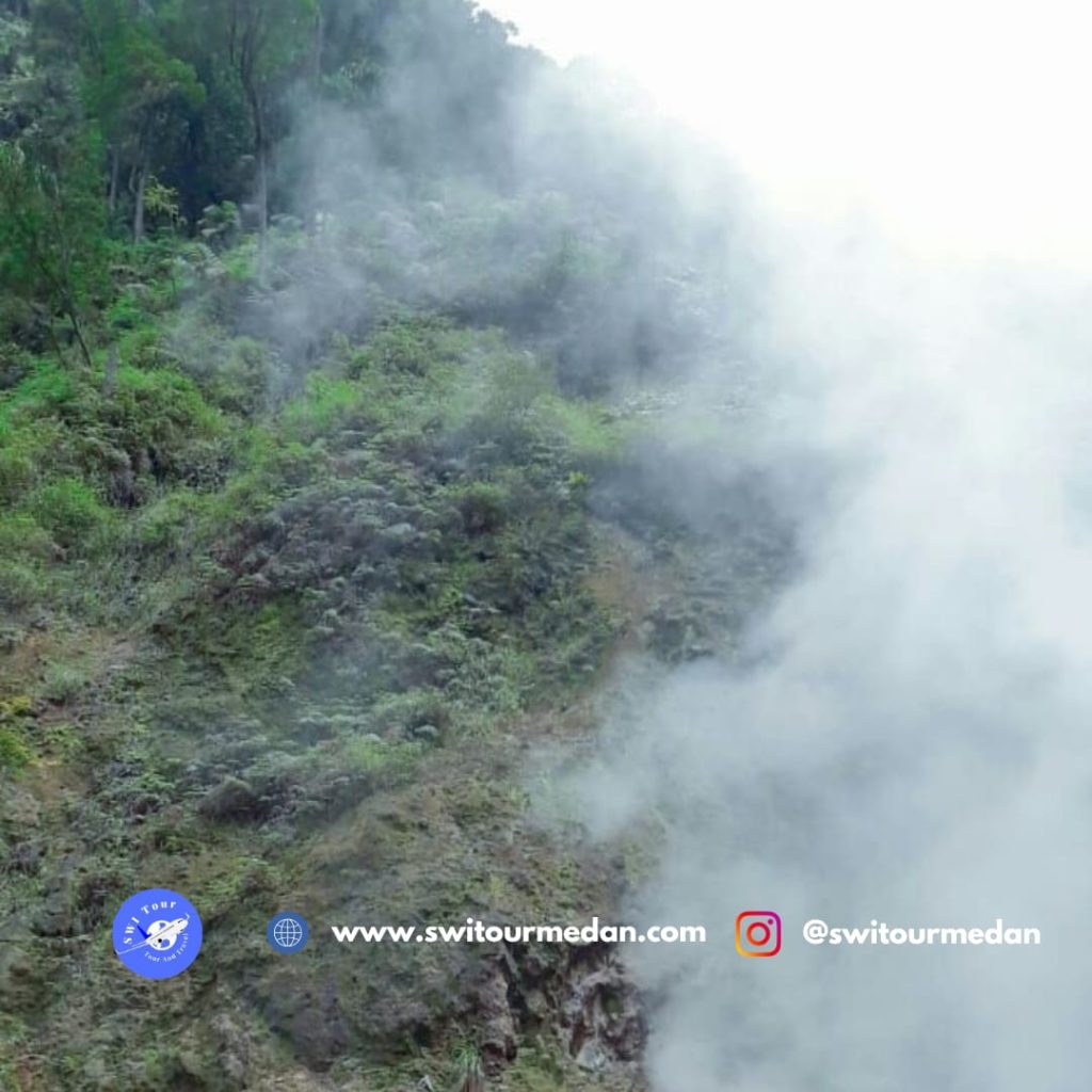 Mount Kunyit